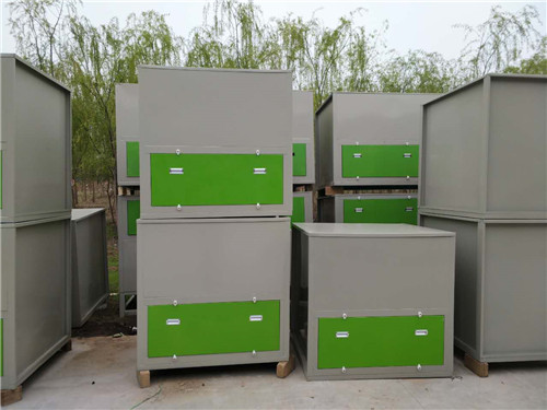 活性炭吸附箱(图1) 活性炭吸附箱(图1)